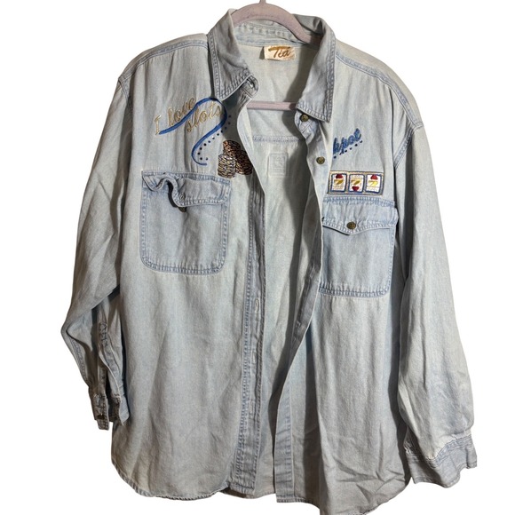 Tops - Vintage Tia Designs 'Jackpot' Vegas Embroidered Denim Button Down Size L